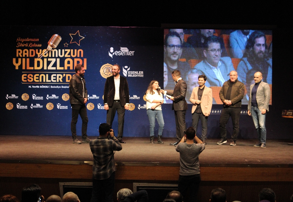 Usta radyoculara Dünya Radyo Günü’nde ödül