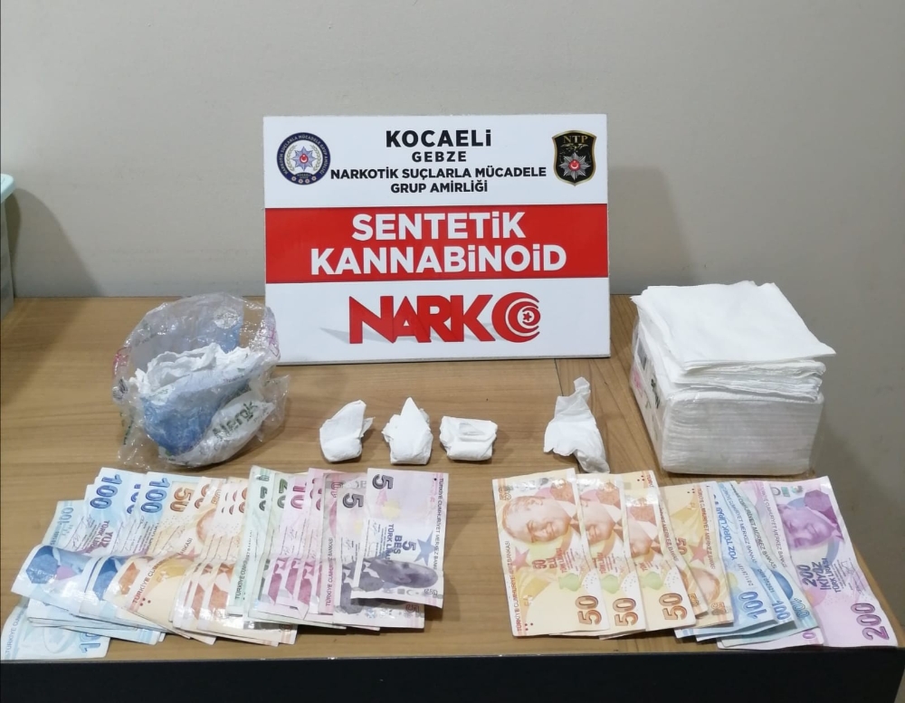 Uyuşturucu Satıcılarına Bir Darbe Daha: 11 Gözaltı