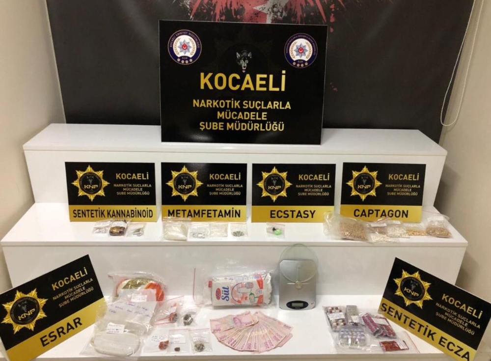 Uyuşturucuyu süt ambalajına zulalamışlar: 9 gözaltı