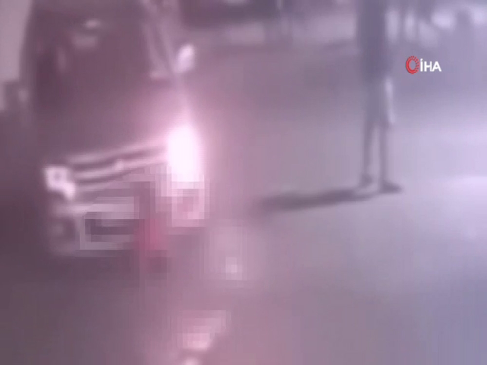 Üzerinden araba geçti: Burnu bile kanamadı