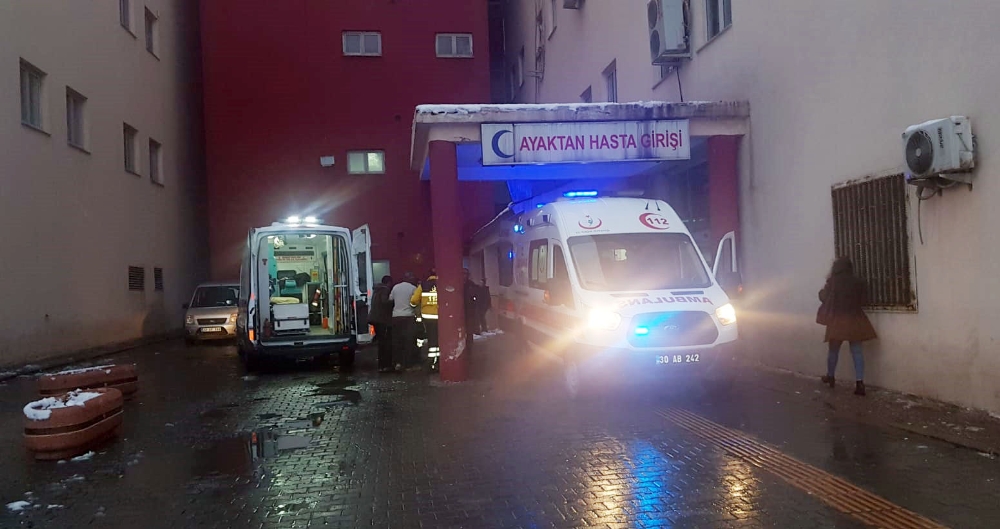 Üzerine Kaya Düşen 3 Asker Yaralandı
