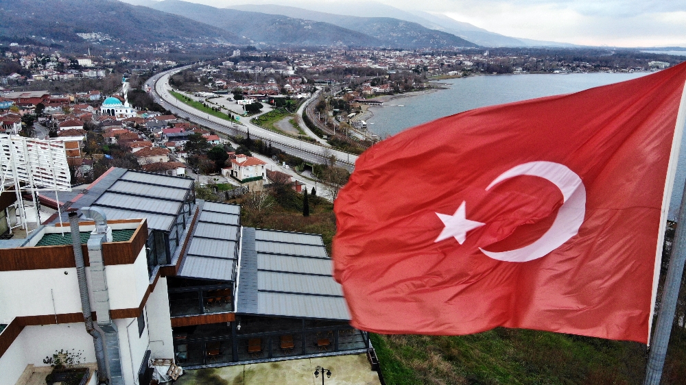 Uzun kuyruklar ile gündeme gelen otoyol bakın şimdi ne halde