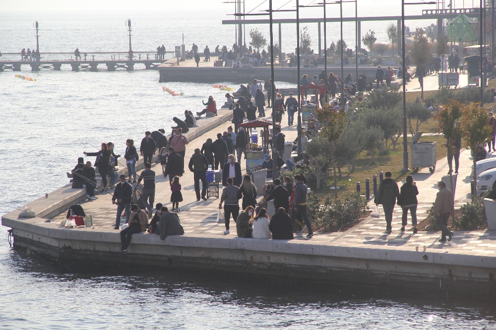 Vakaların arttığı İzmir’de hafta sonu yoğunluğu