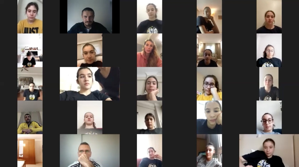 VakıfBank kaptanı Melis Gürkaynak’tan genç sporculara moral