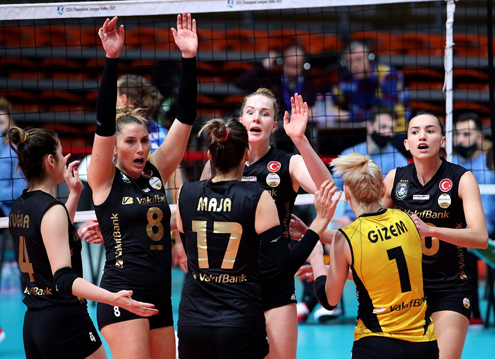 VakıfBank, Şampiyonlar Ligi ilk ayağını namağlup tamamladı