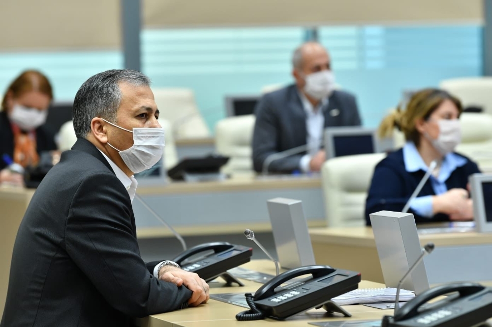 Vali Yerlikaya, Pandemi Kurulu Toplantı’sından fotoğraf paylaştı