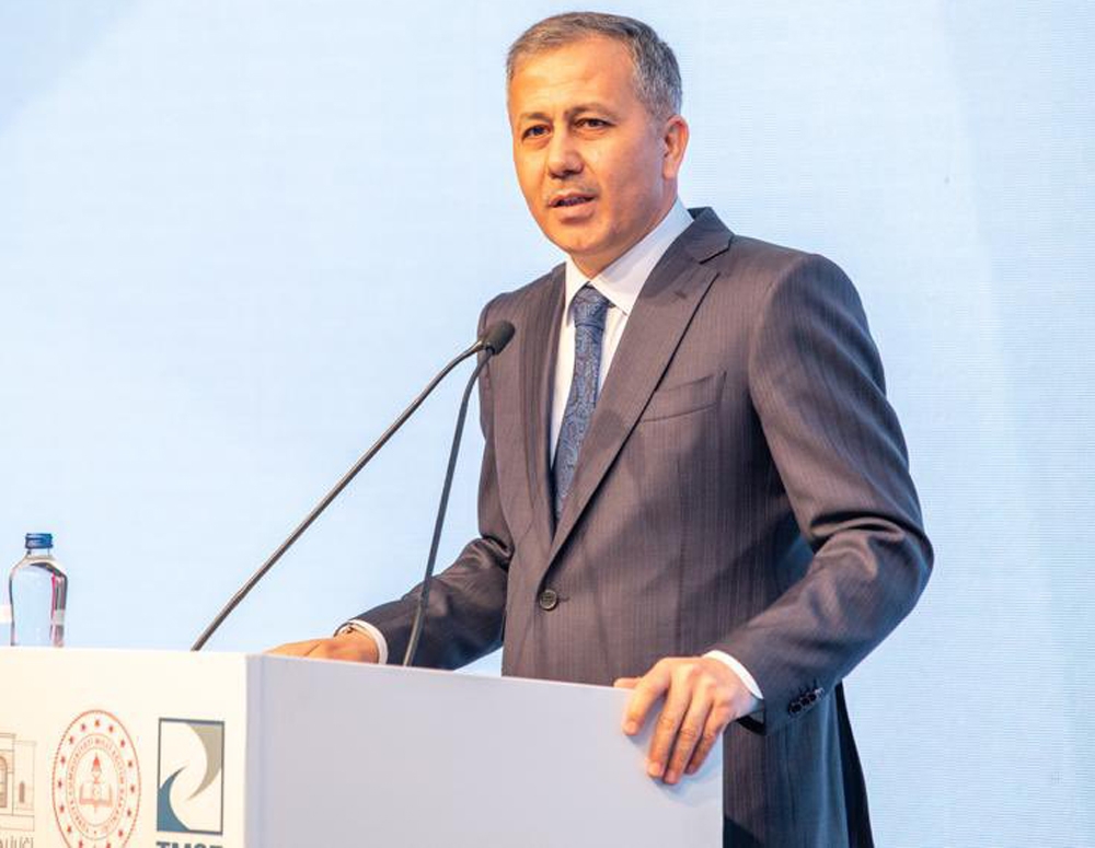 Vali Yerlikaya, yılbaşı kısıtlamasının bilançosunu açıkladı