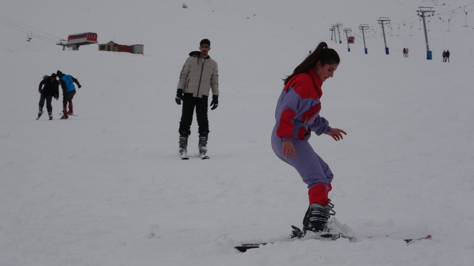 Van’da 3 yılın ardından kayak sezonu açıldı