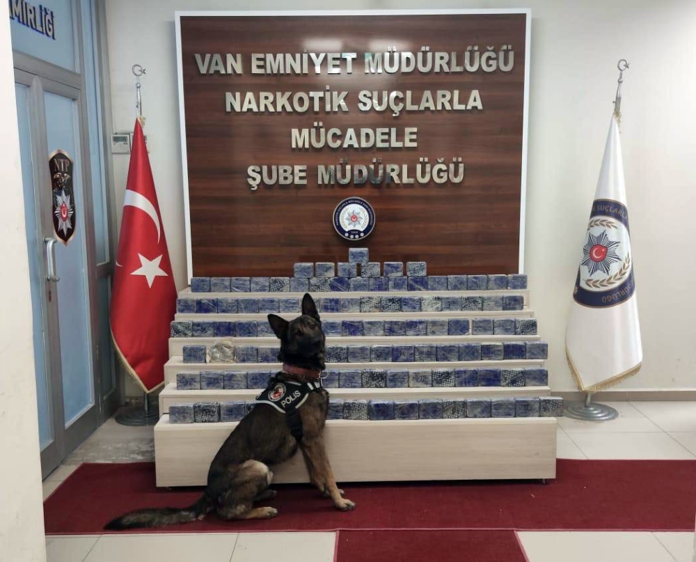 Van’da 54 kilogram eroin ele geçirildi
