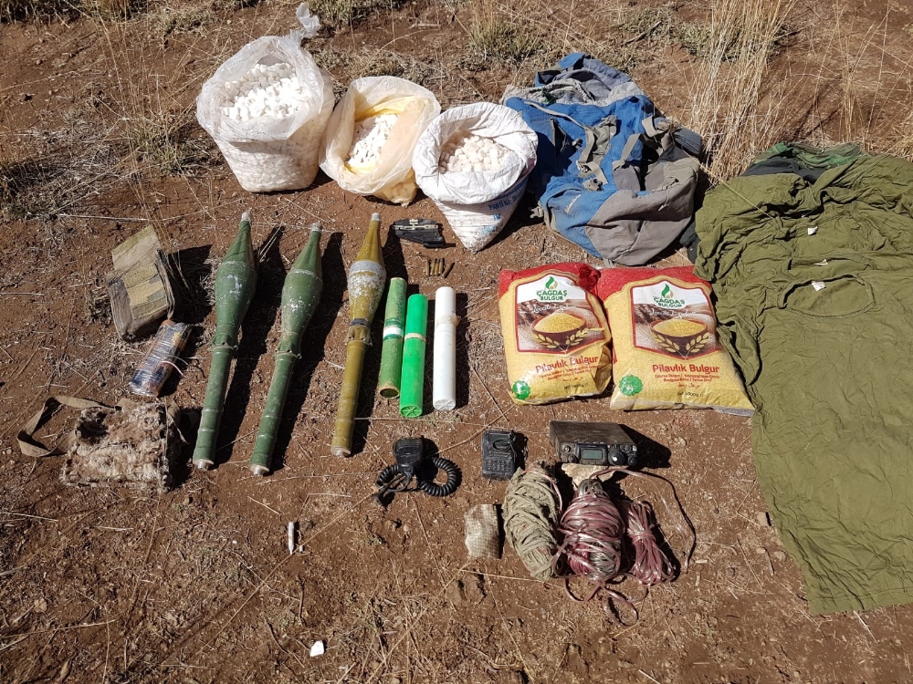 Van’da terör operasyonunda mühimmat ele geçirildi