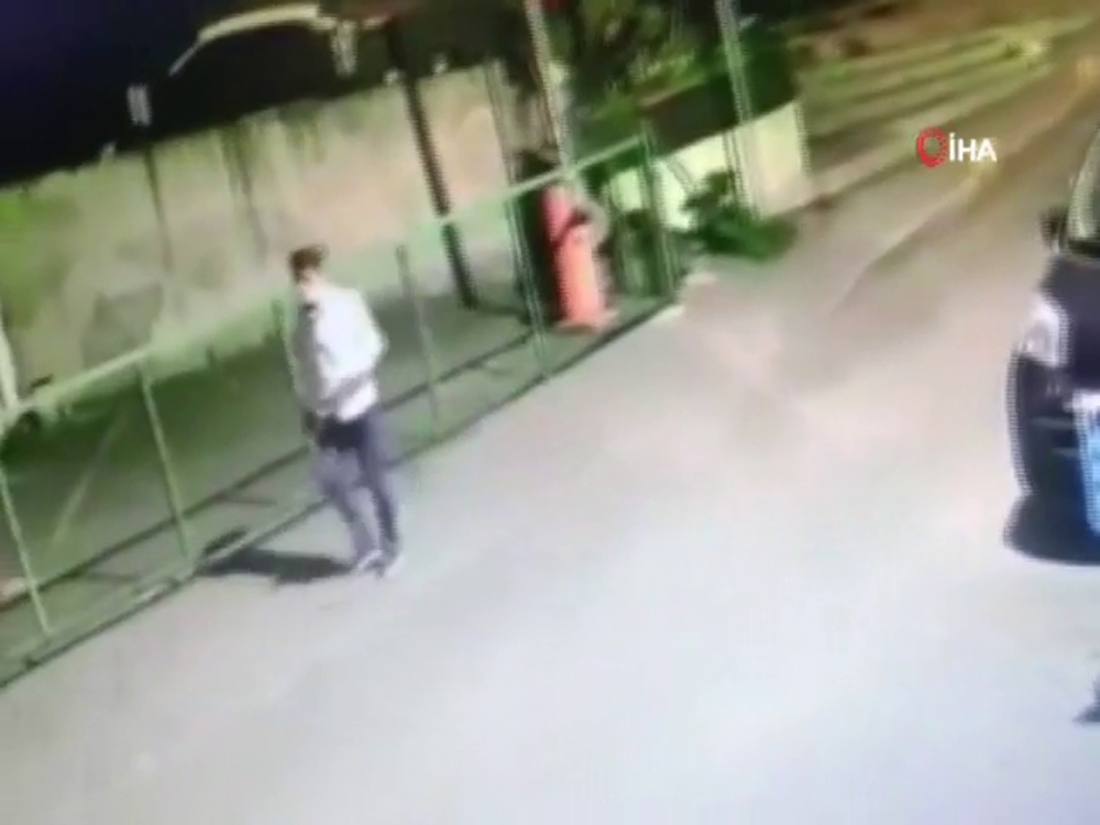 Yabancı uyruklu kişileri dolandıran İran asıllı ’sahte polis’ yakalandı