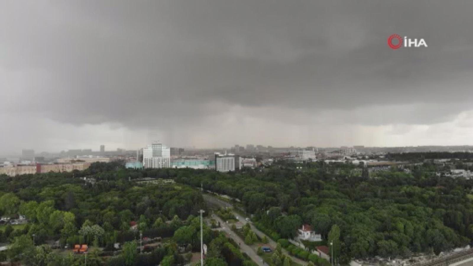 Yağmur bulutları böyle geldi