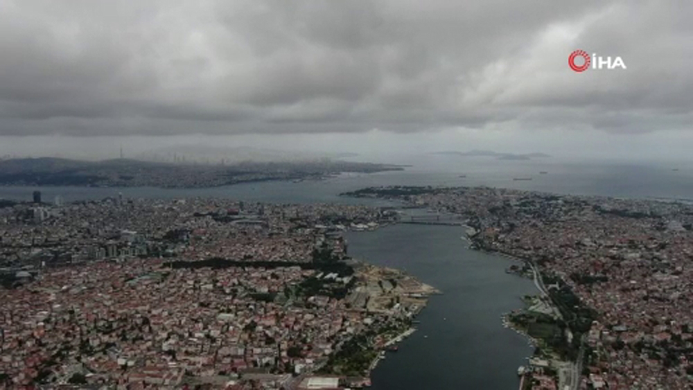 Yağmur bulutları İstanbul semalarında