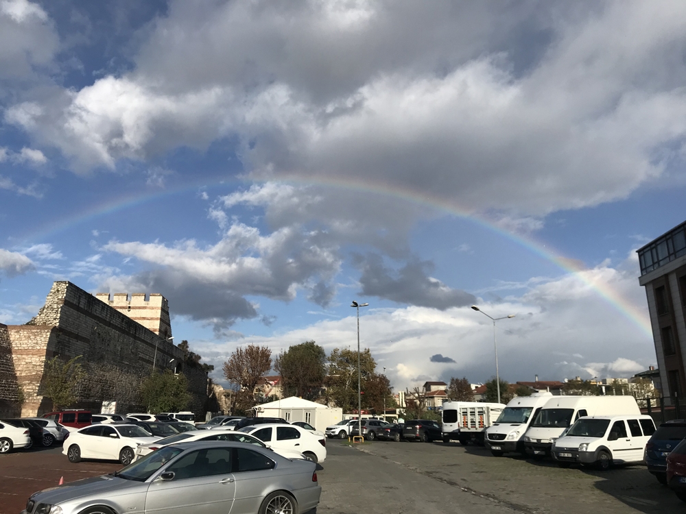 Yağmurdan Sonra Oluşan Gökkuşağı Hayran Bıraktı