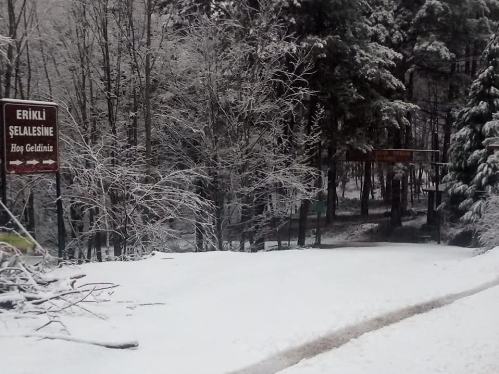 Yalova’ya yılın ilk karı düştü