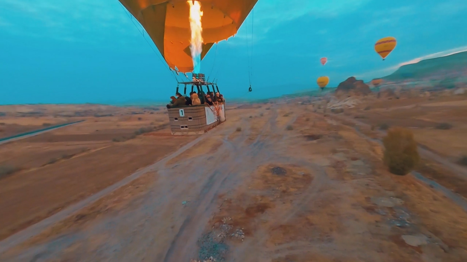 Yarış dronu ile Kapadokya’yı tanıttılar