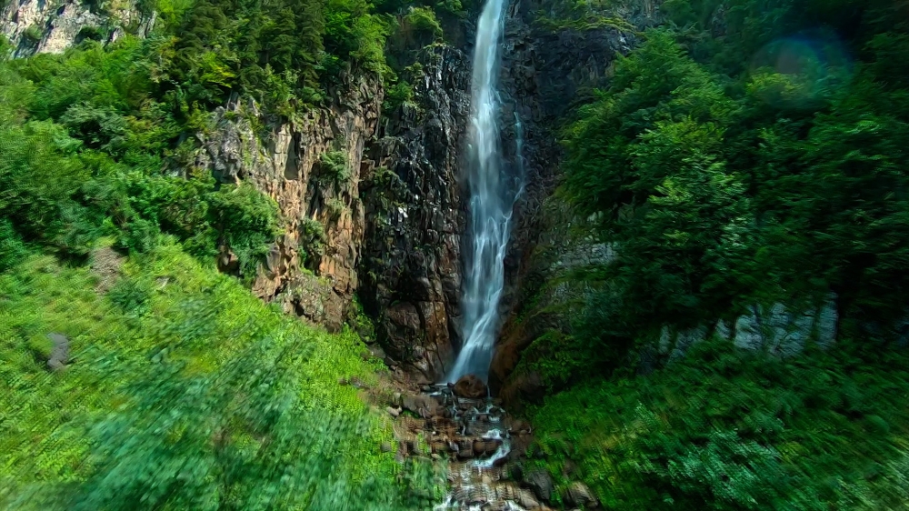 Yarış Dronu İle Türkiyeyi Tanıttı