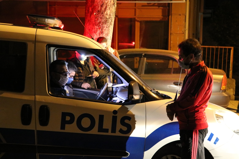 Yasağın kalkmasına dakikalar kala ceza yediler