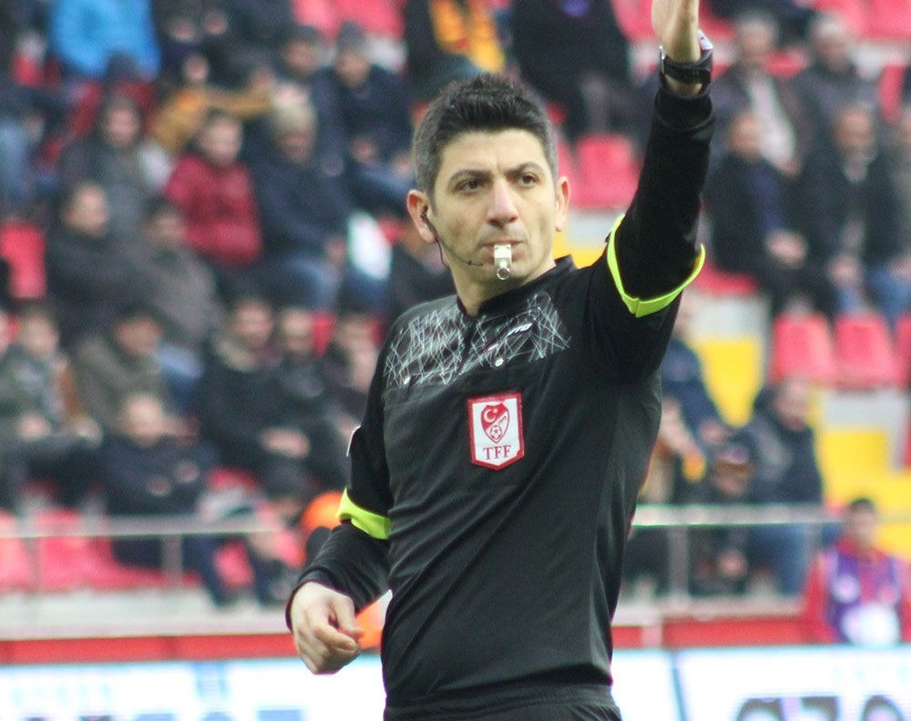 Yaşar Kemal Uğurlu ilk kez Göztepe-Kayserispor maçı yönetecek