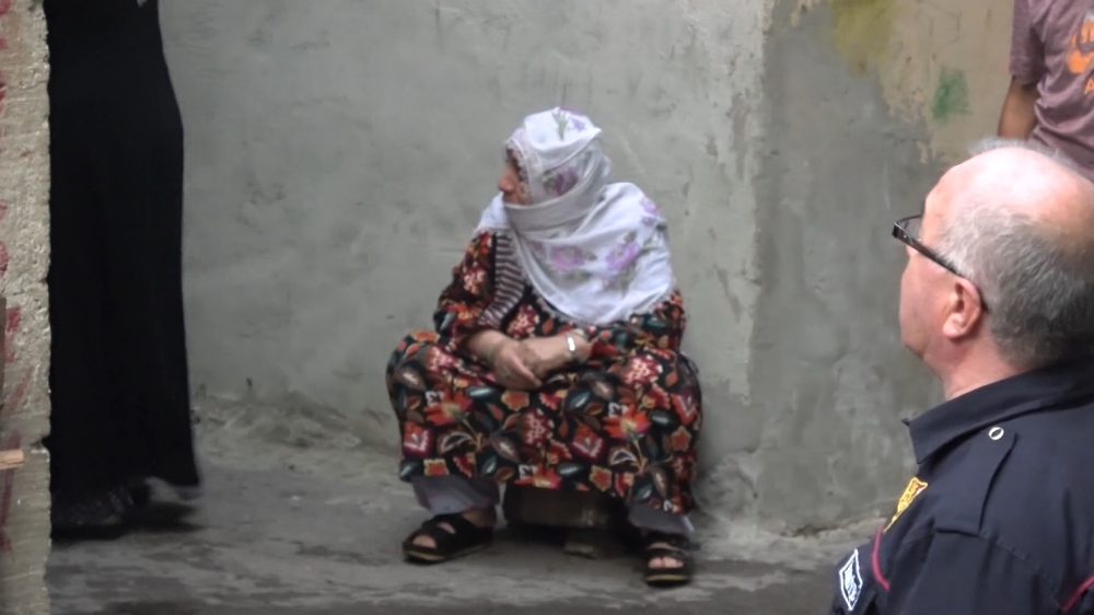 Yaşlı Kadın Küle Dönen Evini Böyle İzledi