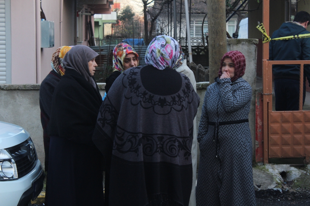 Yaşlı kadını oğlu evde ölü buldu, polis harekete geçti