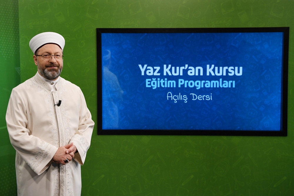 Yaz Kur’an kursları, çocuklarımızı Kur’an’la tanıştırma adına önemli bir fırsattır