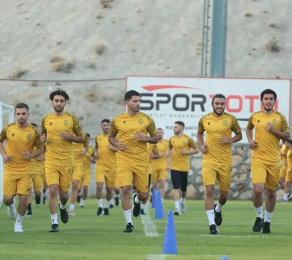 Yeni Malatyaspor hazırlıklarını Malatya’da sürdürüyor