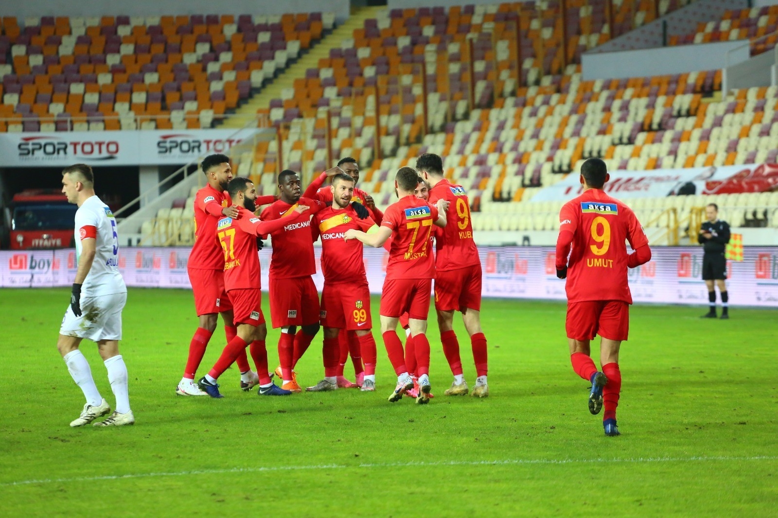 Yeni Malatyaspor’daki kötü gidişat camiayı endişelendiriyor