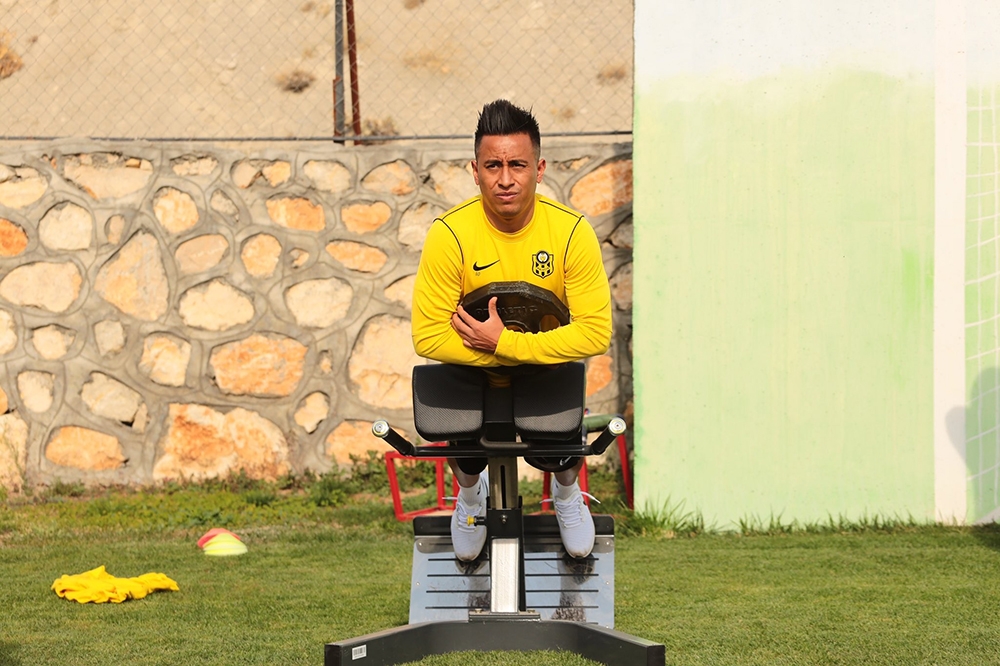 Yeni Malatyaspor’un Brezilyalı oyuncusu Cueva, Malatya’da olmaktan mutlu