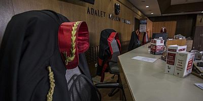'Yenidoğan çetesi' davasında ara karar