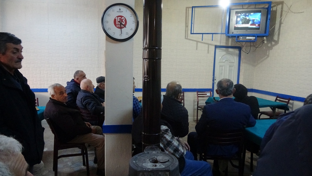 Yerli Otomobil Tanıtımı Vatandaşları Ekran Başına Kilitledi