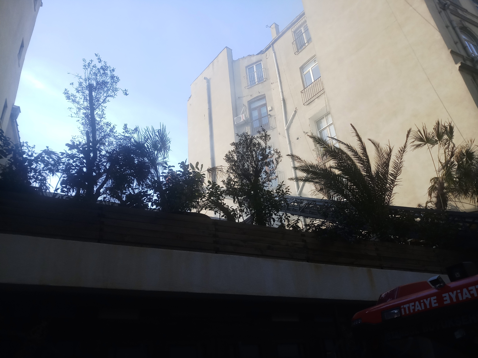 Yeşilçam oyuncularının uğrak mekanında korkutan yangın