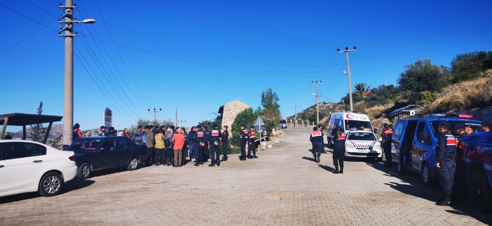Yıkım Ekibine Kaçak Yapı Sahiplerinden Engel