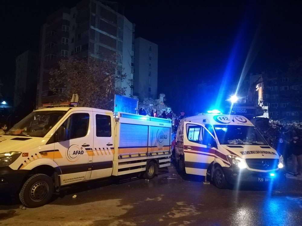 Yılmaz Erbek Apartmanı’nın enkazında 2 kişinin daha cansız bedenine ulaşıldı