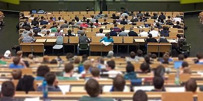 YKS tercih kılavuzu yayımlandı: İşte üniversitelerin toplam kontenjanı