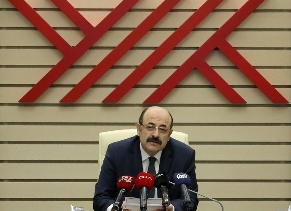 YÖK Başkanı Saraç başarılı beyinleri öğrenimlerine Türkiye’de devam etmeye çağırdı