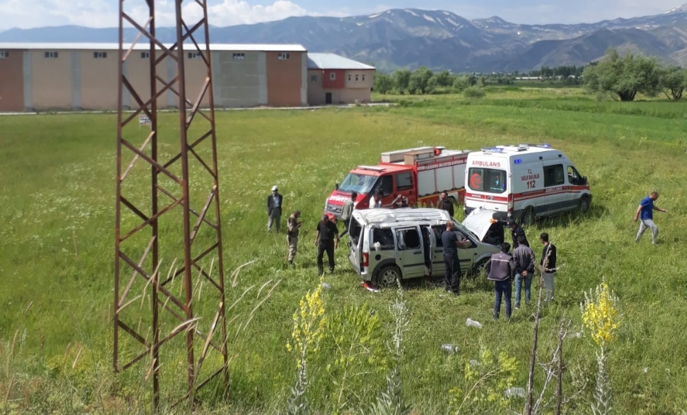 Yüksekova’da trafik kazası: 4 yaralı