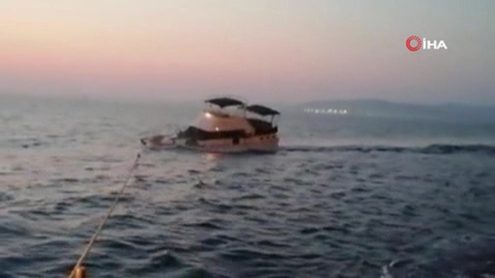 Yunanlıların ateş açtığı teknenin batışının görüntüleri ortaya çıktı