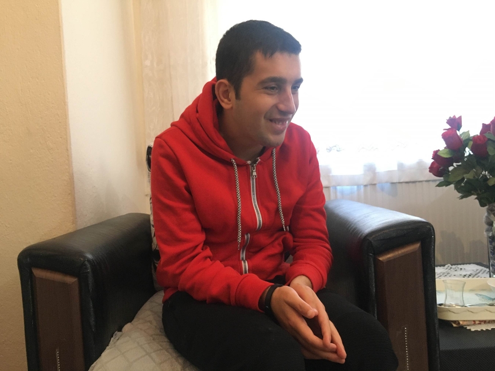 Yürüme zorluğu çeken engelli çocuğu için destek bekliyor