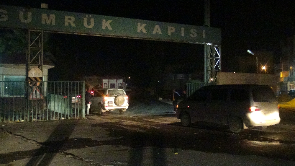 Yüzlerce Suriyeli Telabyada Dönüş Yaptı