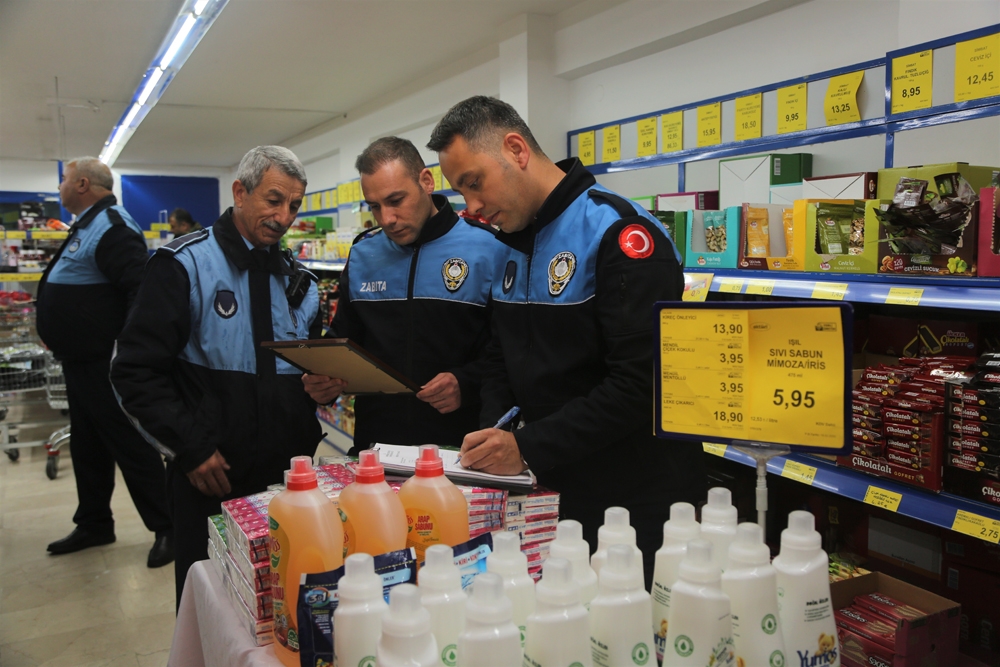 Zabıtadan haksız fiyat artışlarına yönelik denetim