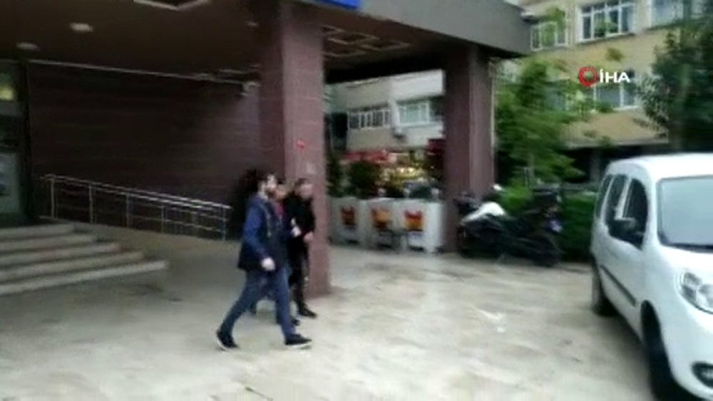 Zeytinburnuda Kaçak Göçmen Operasyonu: 10 Kişi Yakalandı