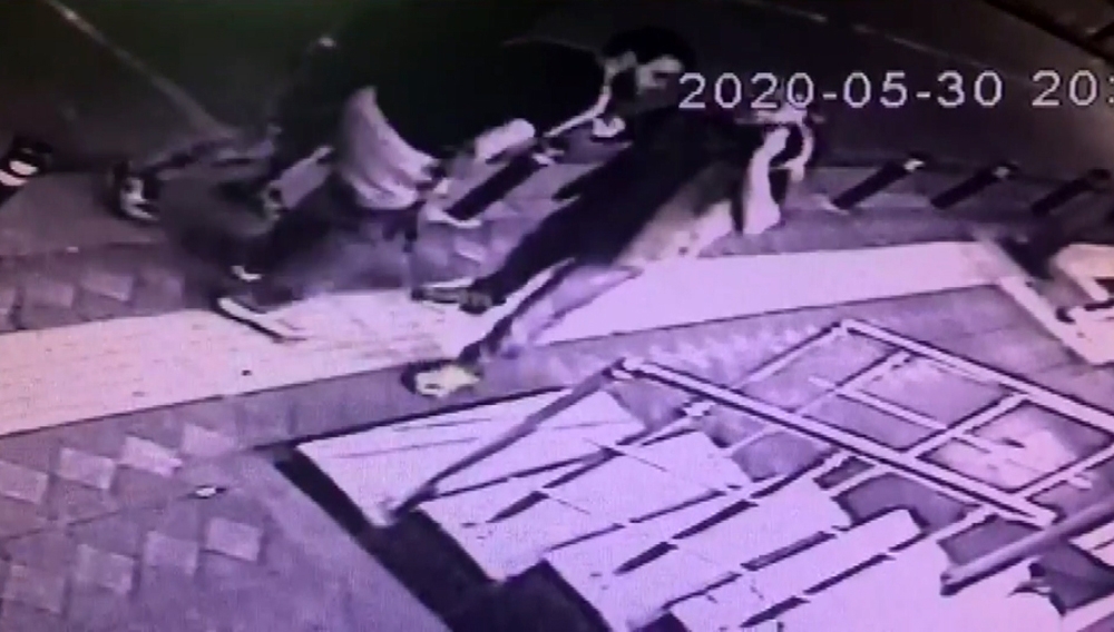 Zeytinburnu’nda silahlı kavga