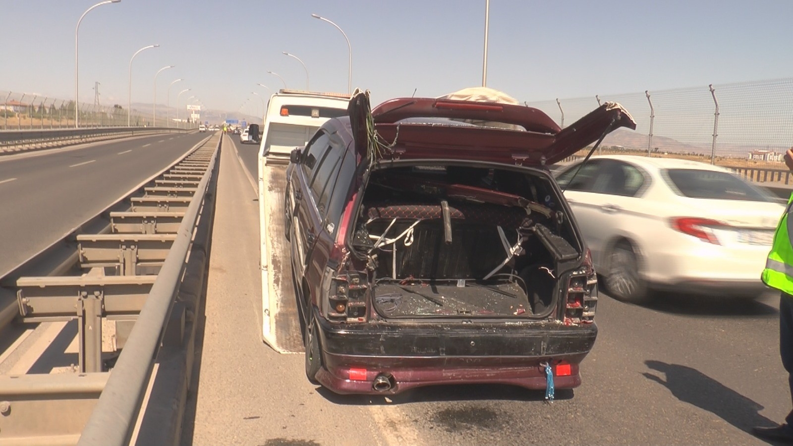 Zincirleme trafik kazasında 12 kişi yaralandı