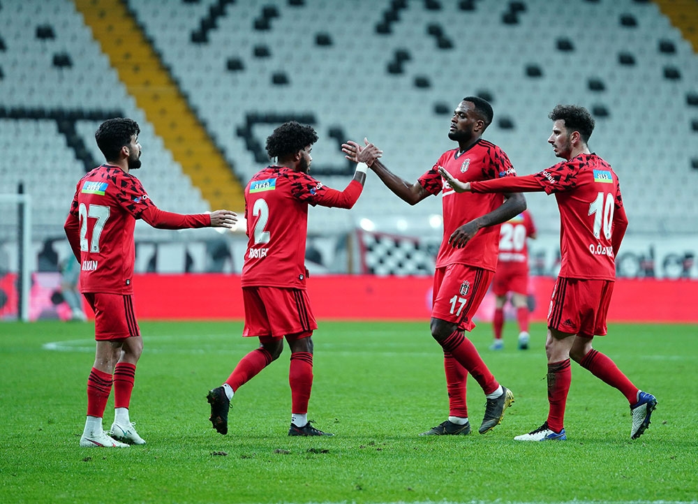 Ziraat Türkiye Kupası: Beşiktaş: 2 - Tarsus İdman Yurdu: 0 (İlk yarı)