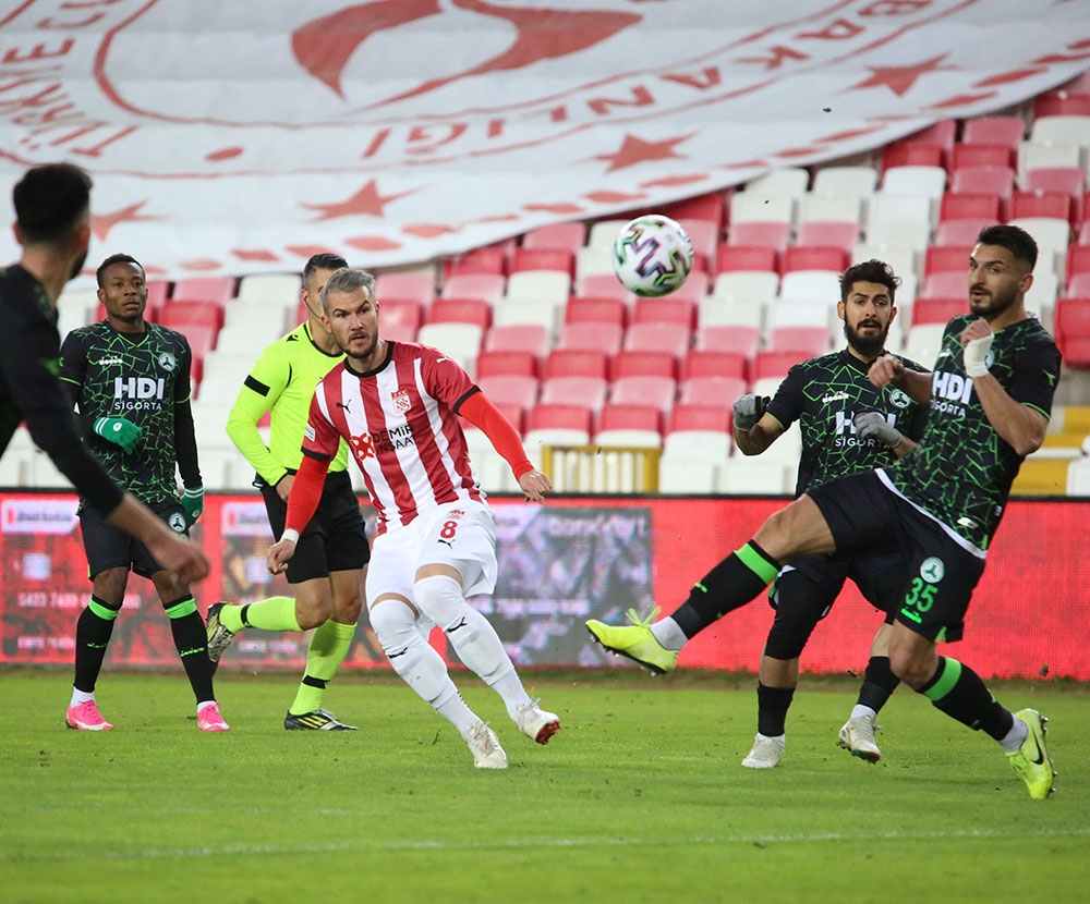 Ziraat Türkiye Kupası: Sivasspor: 0 - Giresunspor: 0 (İlk yarı)