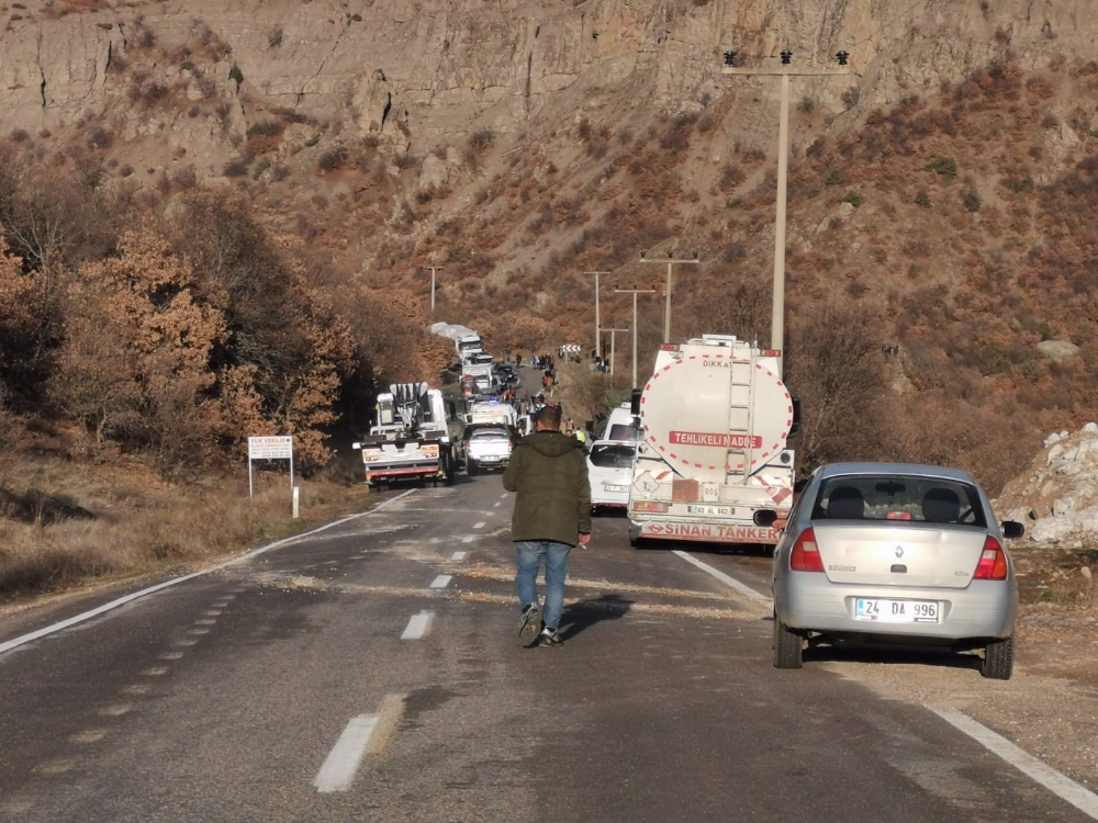 Zırhlı Araç Devrildi: 13 Yaralı