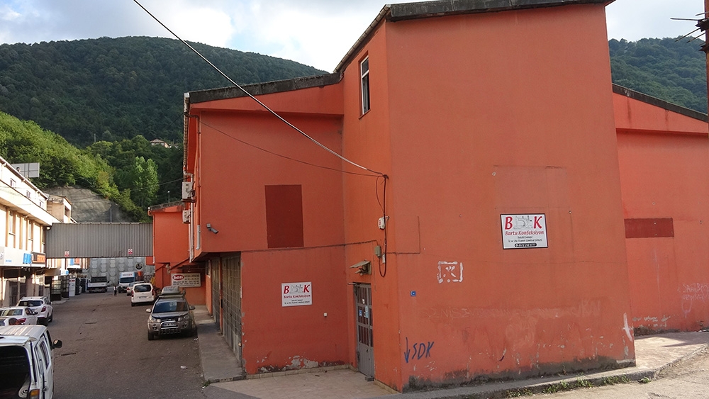 Zonguldak’ta tekstil fabrikasında korona virüs şoku