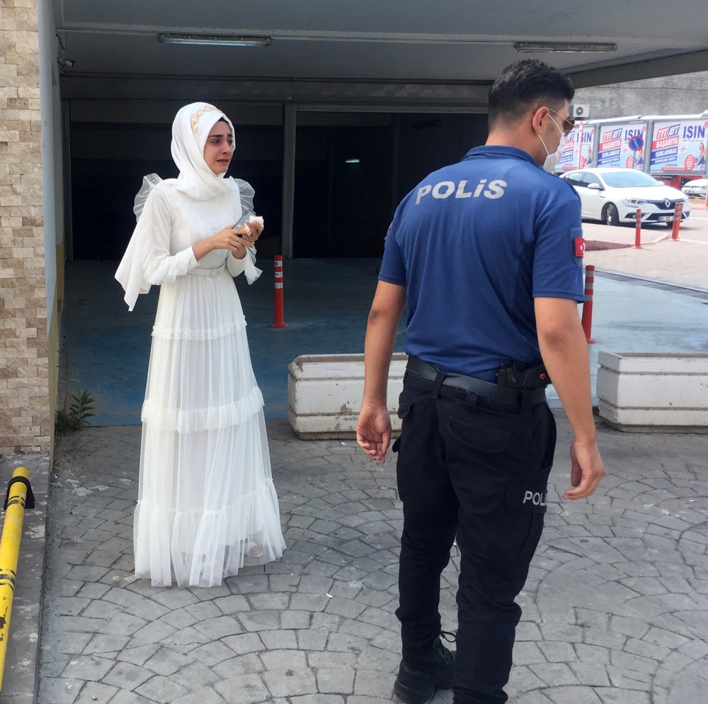 Zorla evlendirilmek istenen kız nikah salonuna polis baskınıyla kurtarıldı