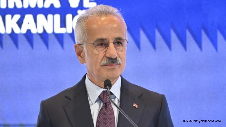  Uraloğlu: Hürmüz'deki gemilerimizle temastayız, tahliye için çalışıyoruz